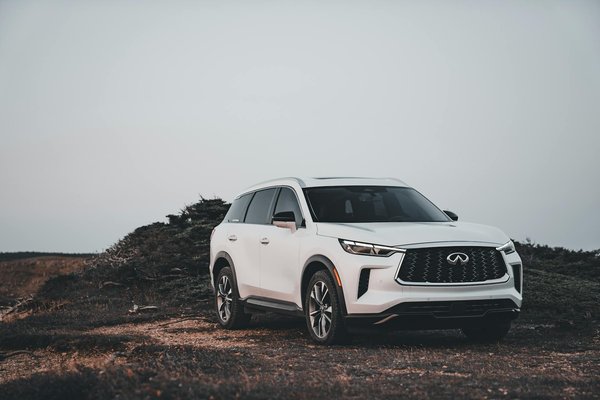 Welche Tipps gibt es für sicheres Fahren mit einem Anhänger?